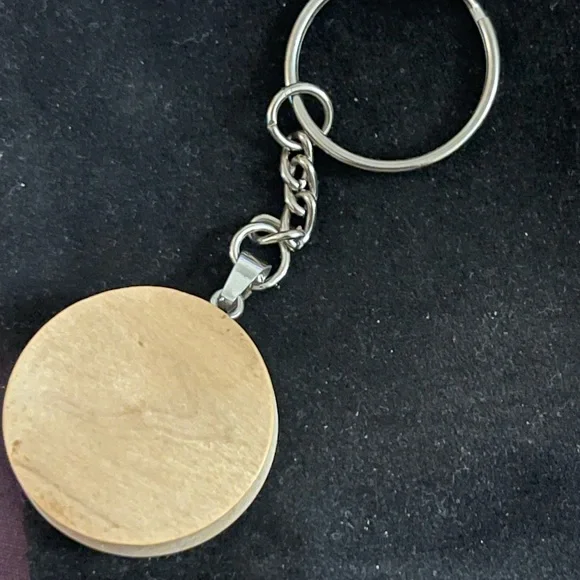 Keychain - Picture 2 of 3